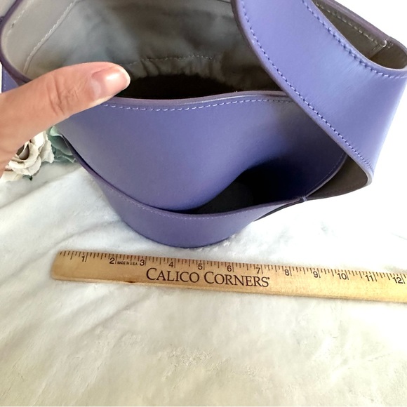 GIAQUINTO Bucket Bag - Picture 8 of 14